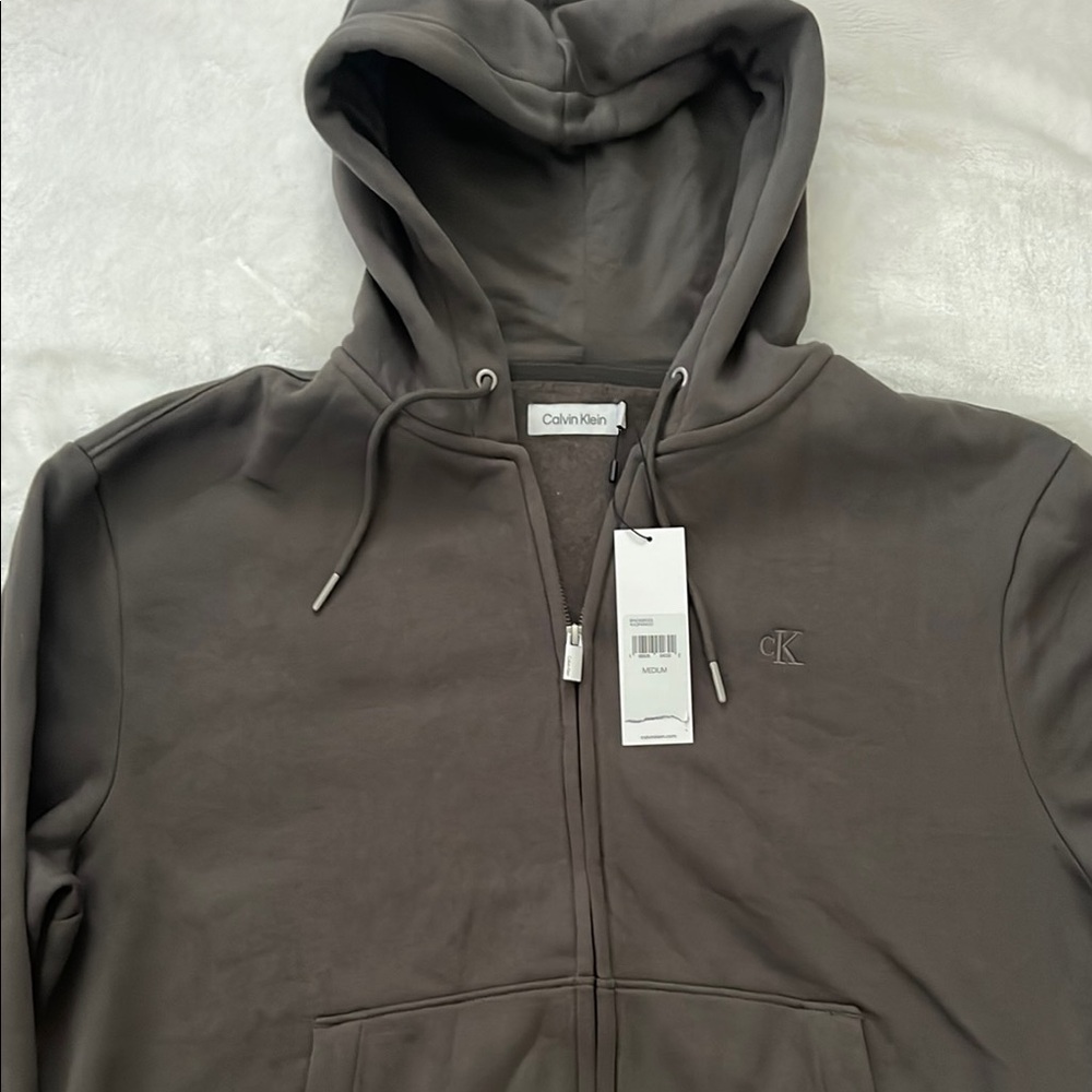 NWT Calvin Klein Men’s Classy Gray (slightly greenish) Zip Up Hoodie M